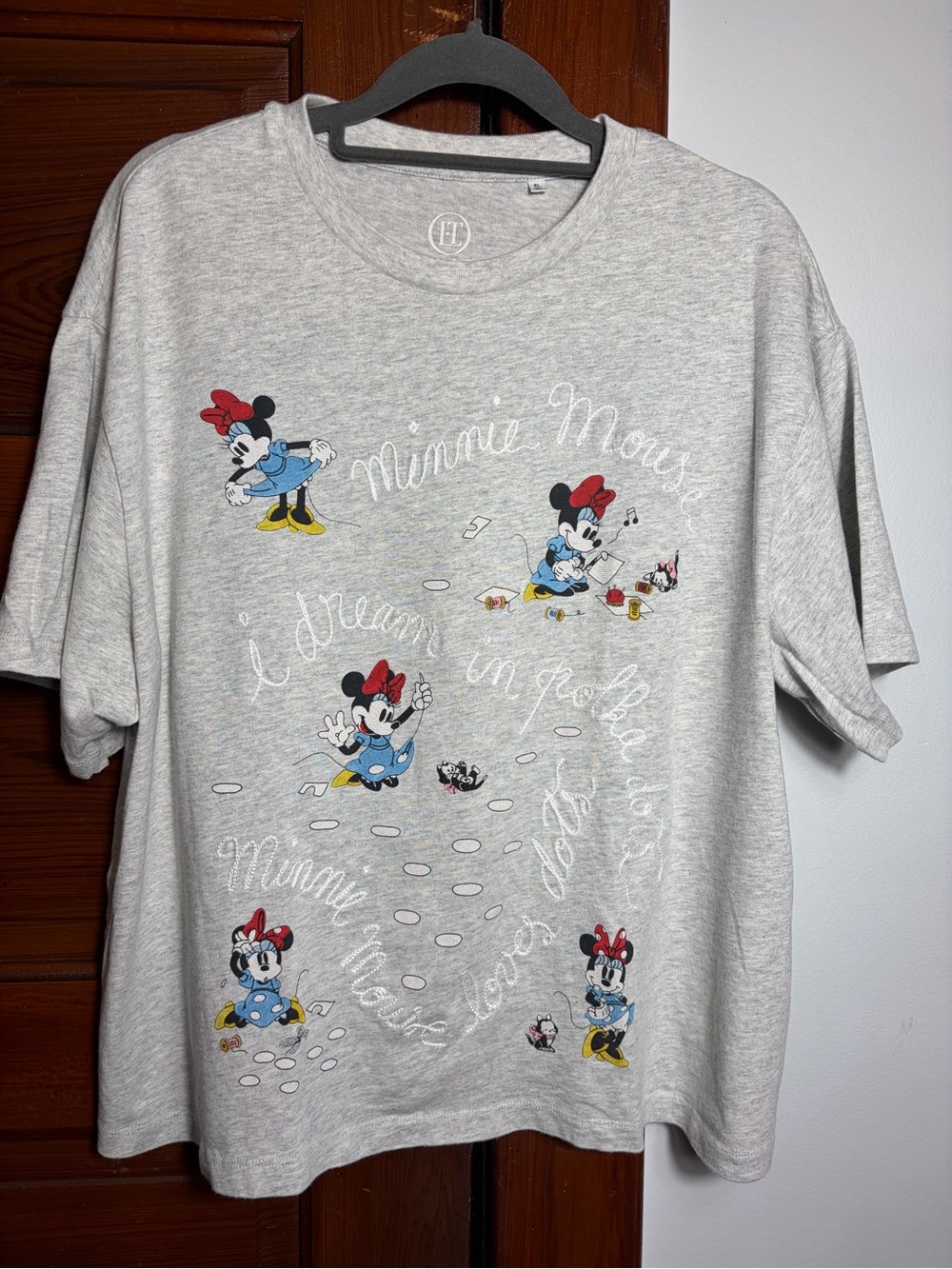 Uniqlo Light Gray Minnie Mouse Tee with Red Bows and Yellow Shoes